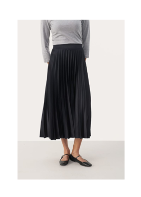 Part Two Veneda Skirt in Dark Navy by Part Two