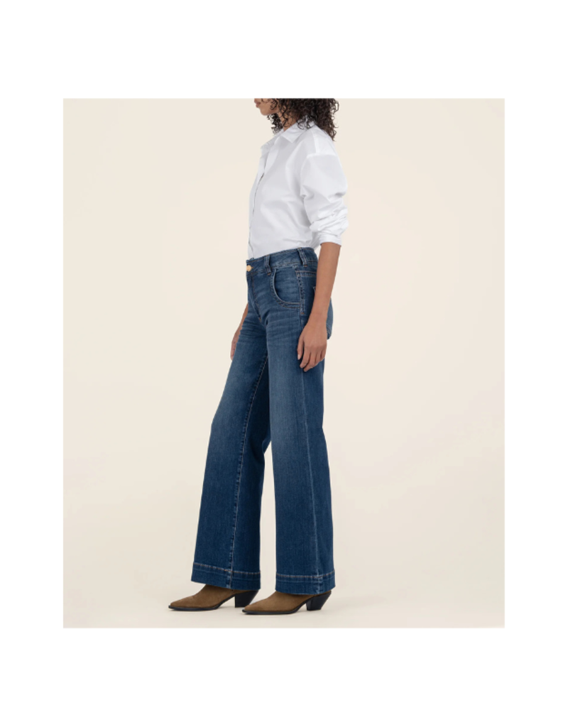 Kut from the Kloth Meg Oversize Wide Stitch in Decisive by Kut from the Kloth