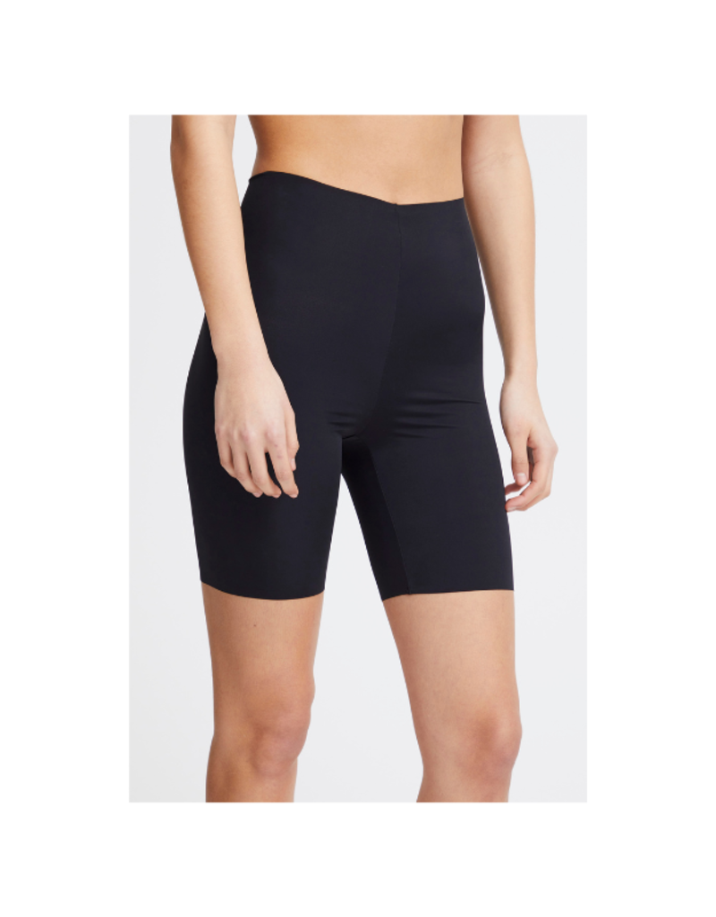 ICHI Siv Thighsaver Shorts in Black by ICHI
