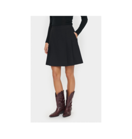 Saint Tropez Jenever Skirt in Black by Saint Tropez
