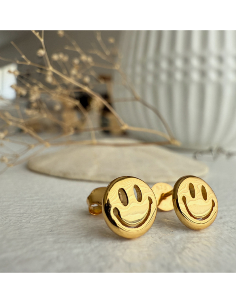 Pika & Bear Don't Worry, Be Happy Face Earrings by Pika & Bear