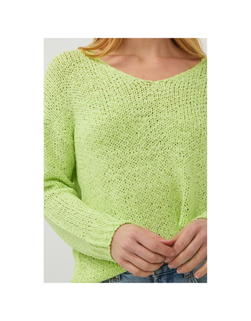 Esqualo Tape Yarn V-Neck Sweater in Apple by Esqualo