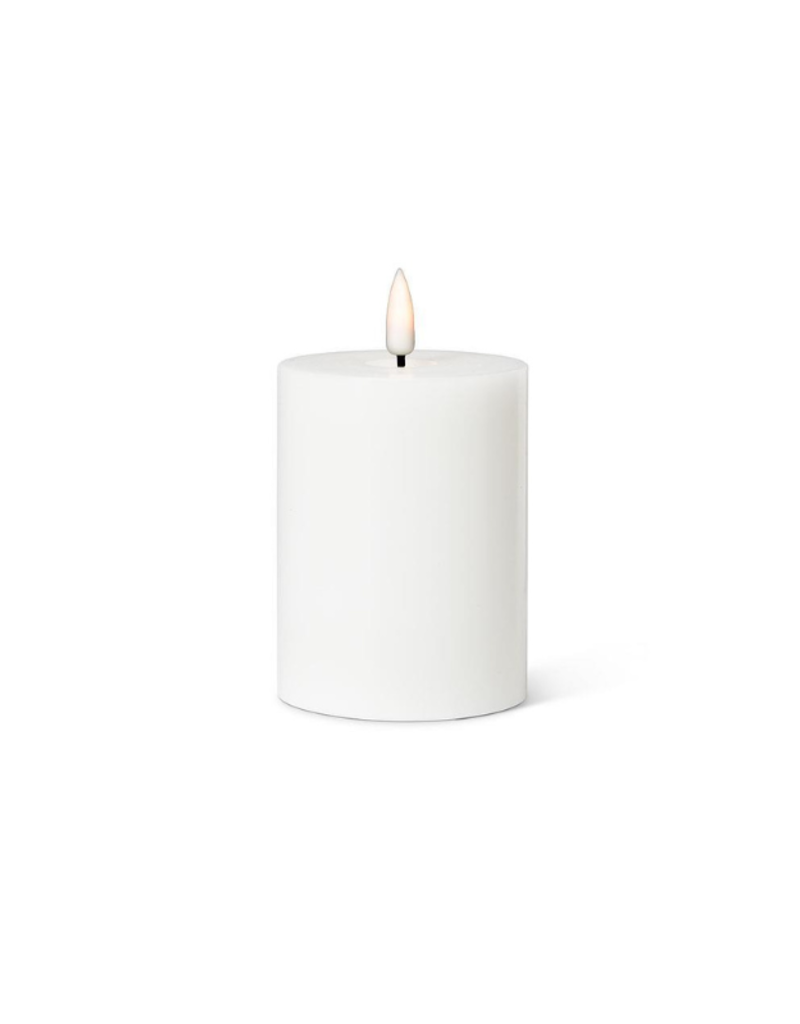 LED Pillar Candle in White 3"x4"