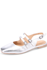 Bueno Estella Slingback Flat in Silver Metallic by Bueno