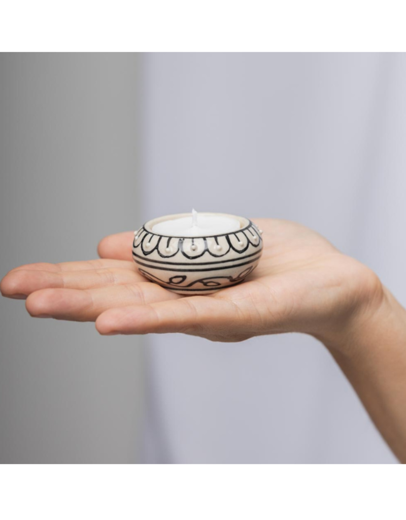 Black Scallops Tealight Holder