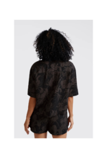 YAYA Printed Short Sleeve Blouse in Washed Black Dessi by YAYAn