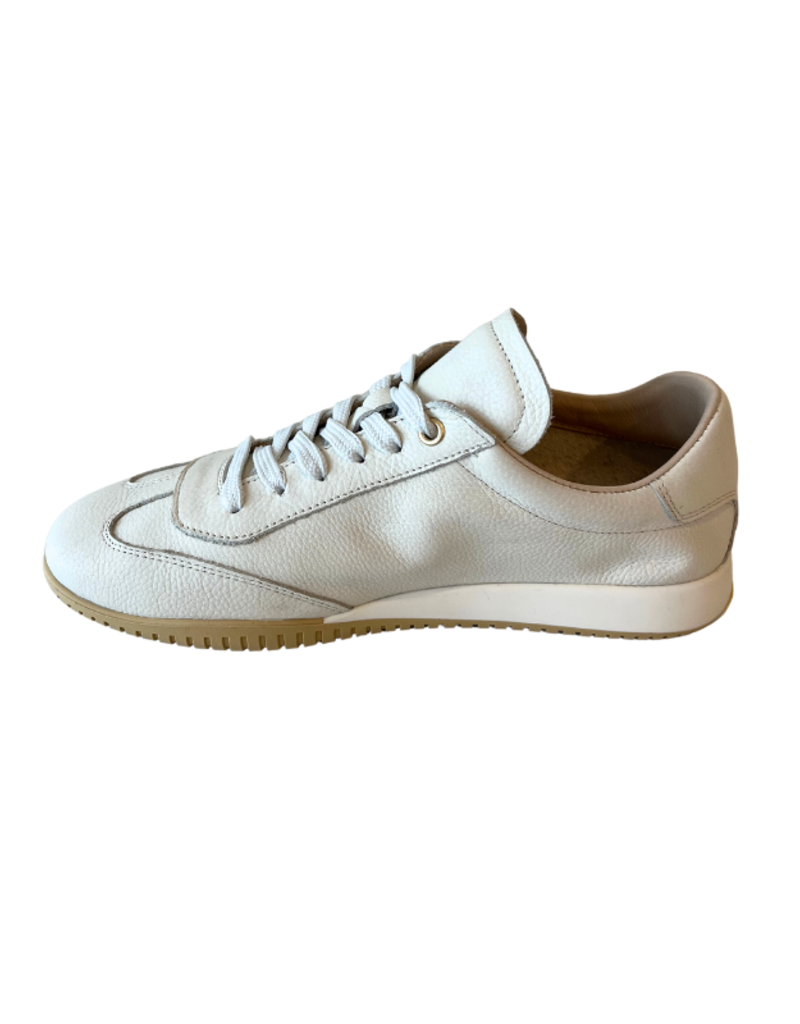 Ateliers Volare Sneaker in Off White by Ateliers