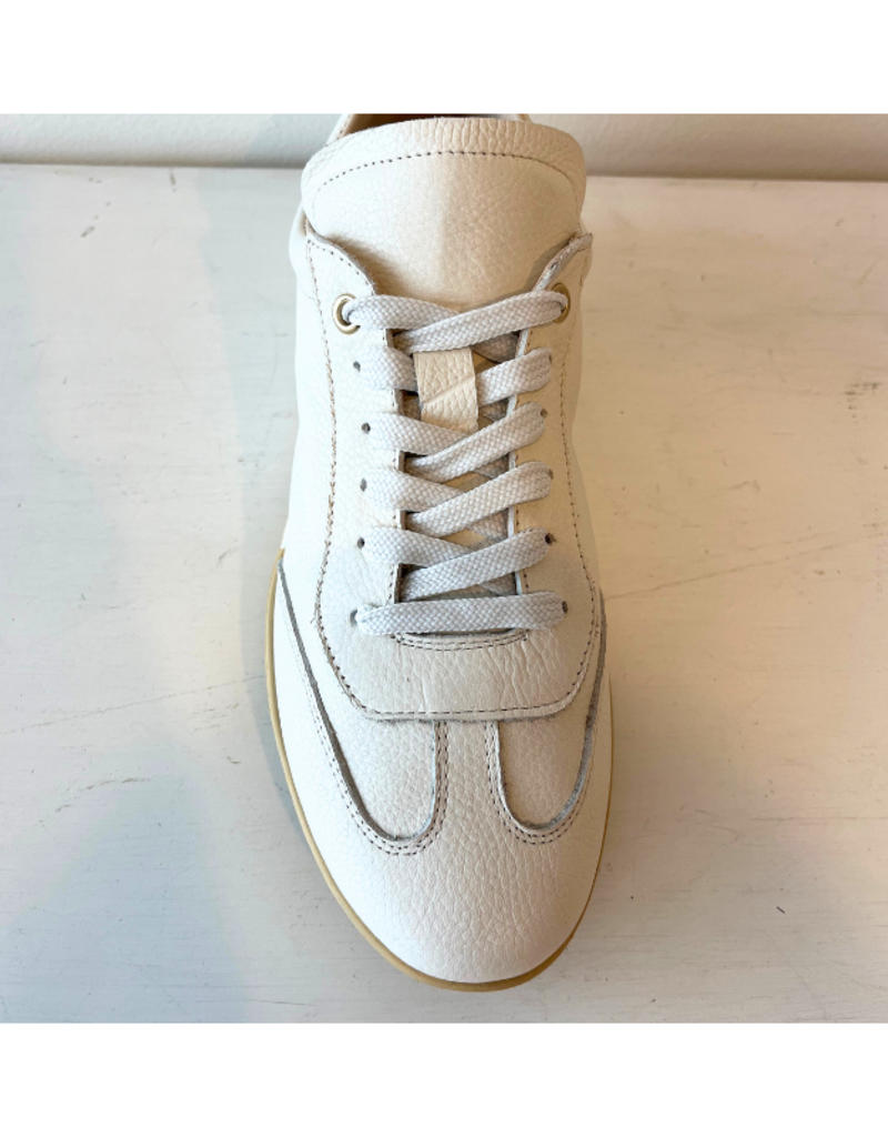 Ateliers Volare Sneaker in Off White by Ateliers