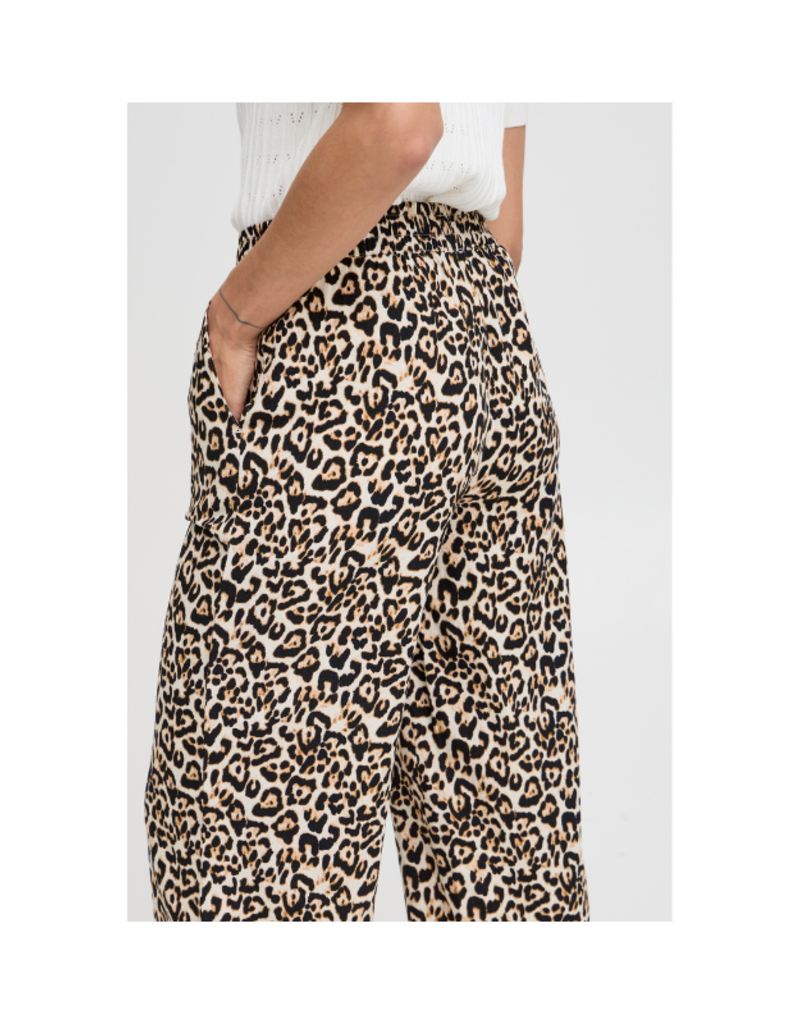 b.young Falakka Crop Pant in Leopard by b.young