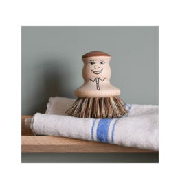 Pot Brush Man