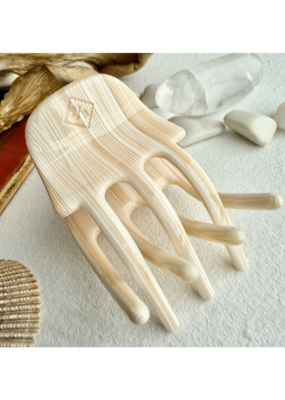 Pika & Bear Nobra Mini Hair Claw in Butter Cream by Pika & Bear