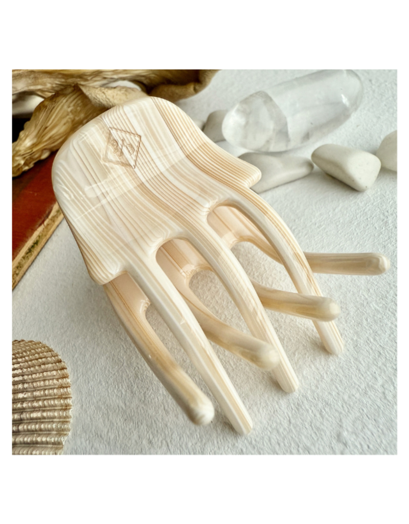 Pika & Bear Nobra Mini Hair Claw in Butter Cream by Pika & Bear