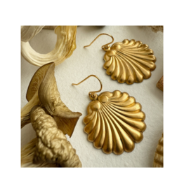 Pika & Bear Botticelli Raw Brass Shell Drop Earrings by Pika & Bear