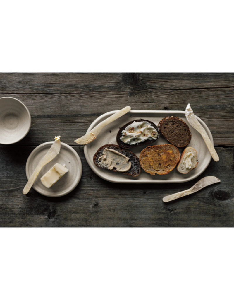 Danica Resin Ivory Spreader Set of 4
