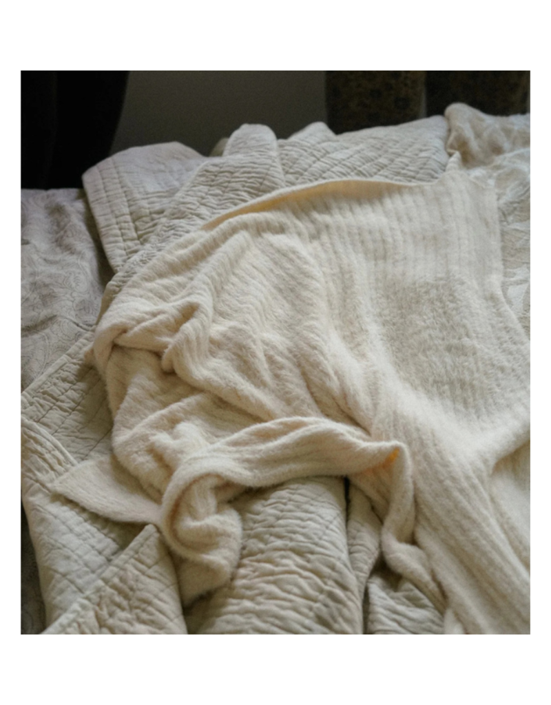Indaba Trading Snug Throw in Cream