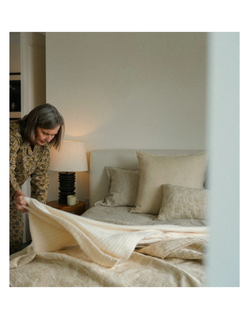 Indaba Trading Snug Throw in Cream