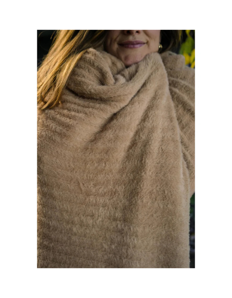 Indaba Trading Snug Throw in Fawn
