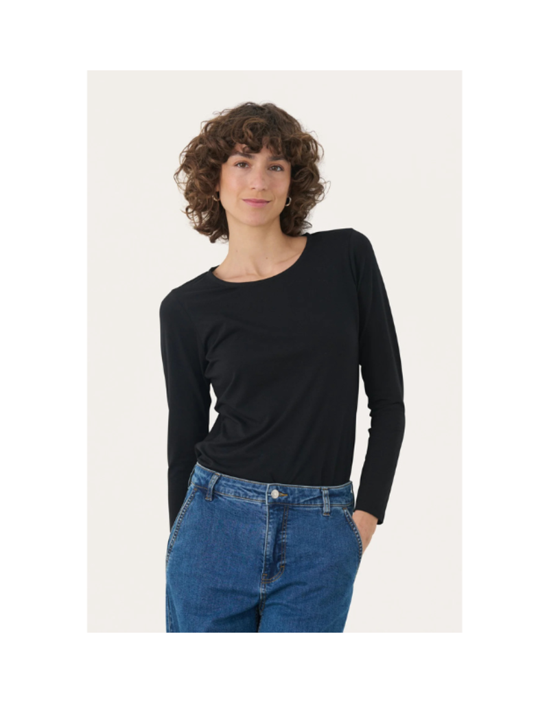 Part Two Nemajas Tee in Black by Part Two