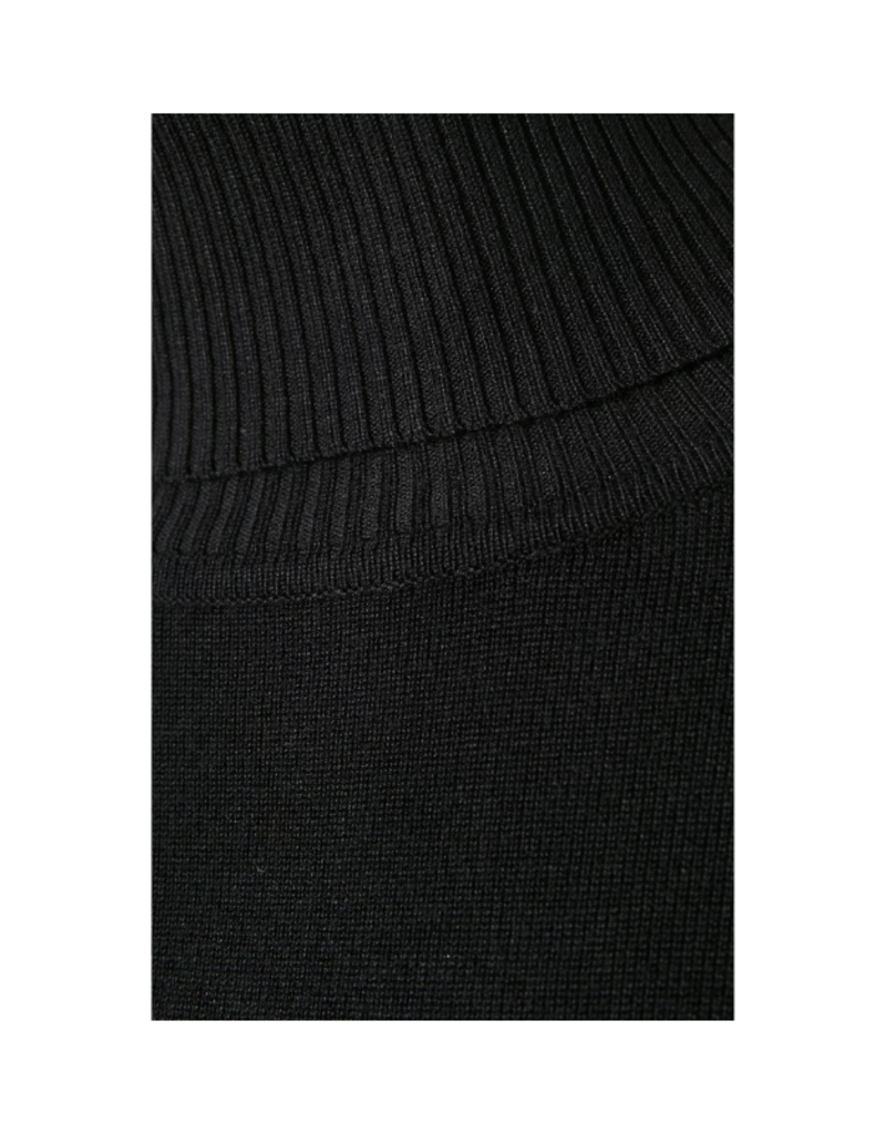 Saint Tropez Mila Turtleneck in Black by Saint Tropez
