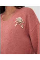 Esqualo V-Neck Brooch Sweater in Guave by Esqualo