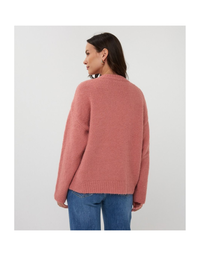 Esqualo V-Neck Brooch Sweater in Guave by Esqualo