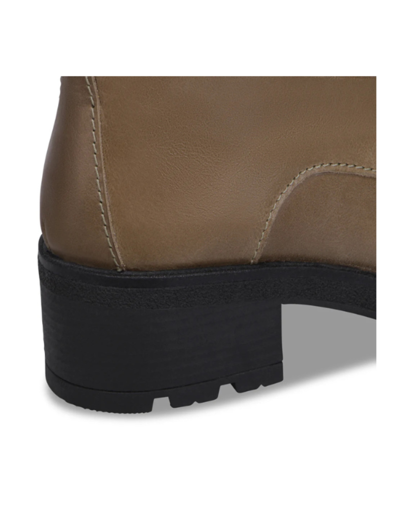 Bueno Hunter Lace-up Boot in Moss by Bueno