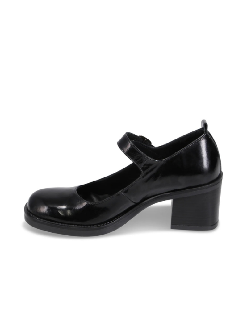 Bueno Reese Maryjane Heels in Black Patent Leather by Bueno
