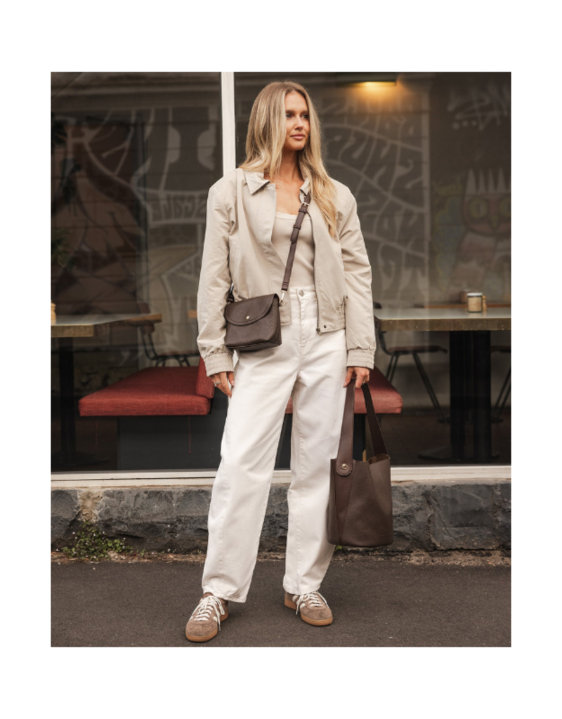 Louenhide Miranda Bucket Bag in Chocolate by Louenhide