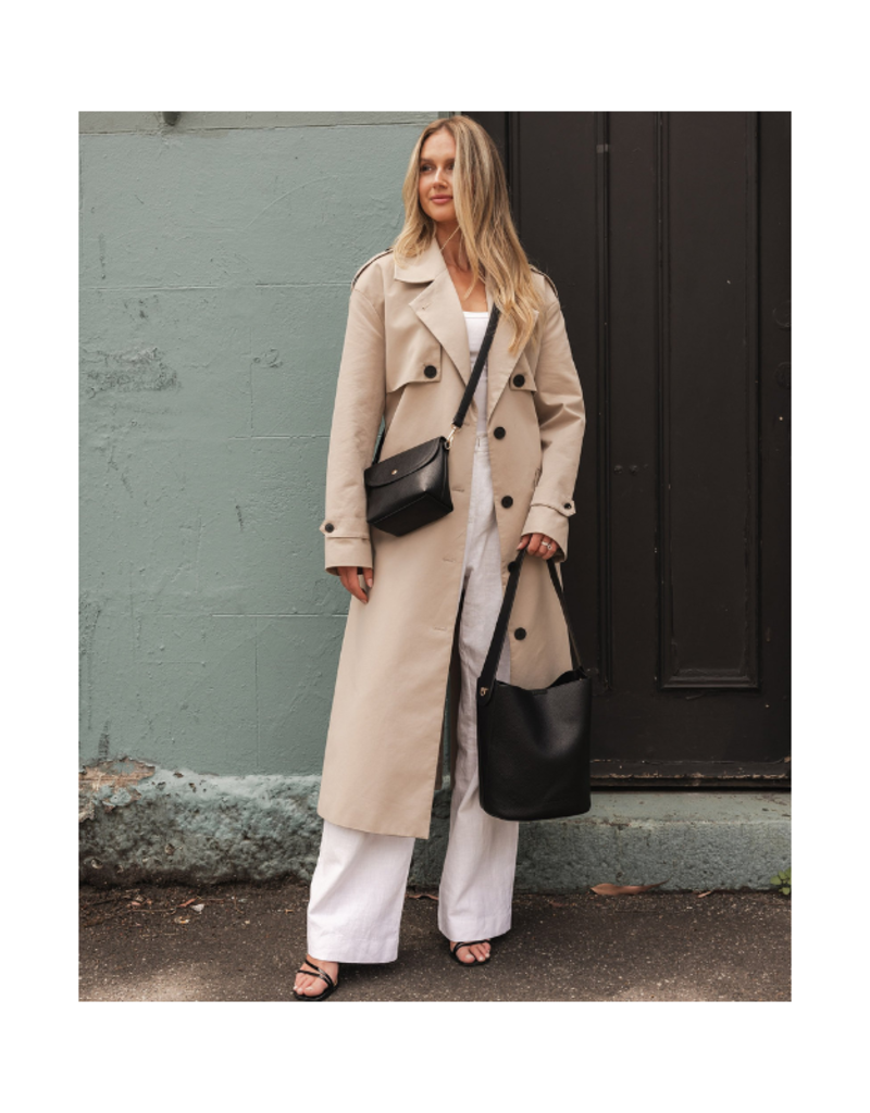 Louenhide Miranda Bucket Bag in Black Louenhide