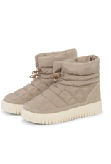 Ilse Jacobsen Tulip Low Padded Winter Boot in Wheat Pearled Ivory by Ilse Jacobsen