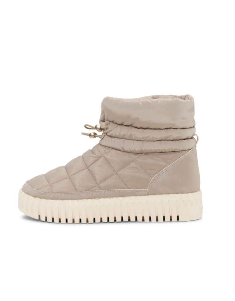 Ilse Jacobsen Tulip Low Padded Winter Boot in Wheat Pearled Ivory by Ilse Jacobsen
