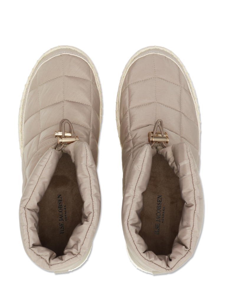 Ilse Jacobsen Tulip Low Padded Winter Boot in Wheat Pearled Ivory by Ilse Jacobsen