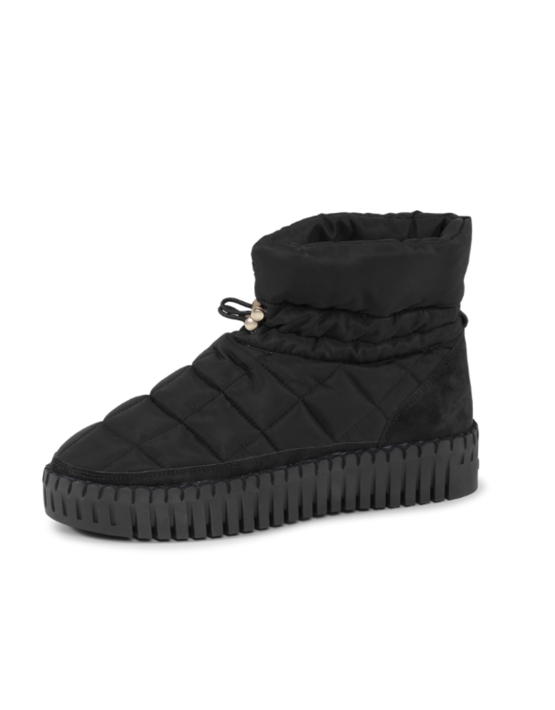 Ilse Jacobsen Tulip Low Padded Winter Boot in Black by Ilse Jacobsen