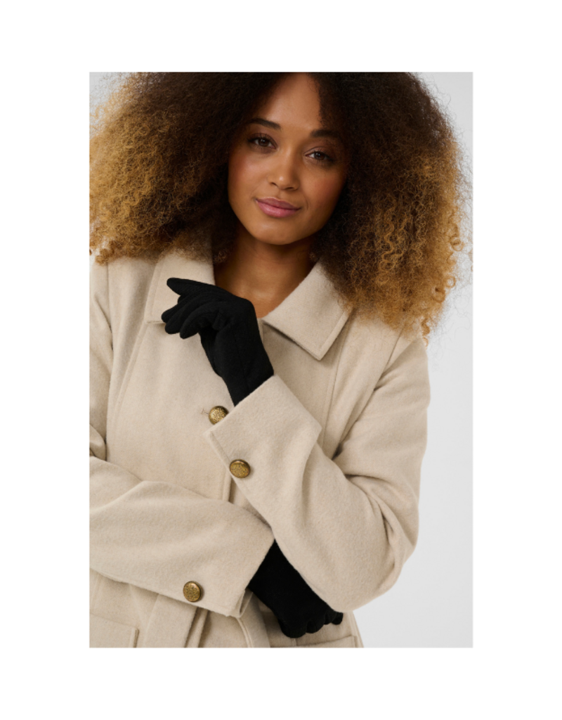 Cream Anime Knit Gloves in Pitch Black by Cream