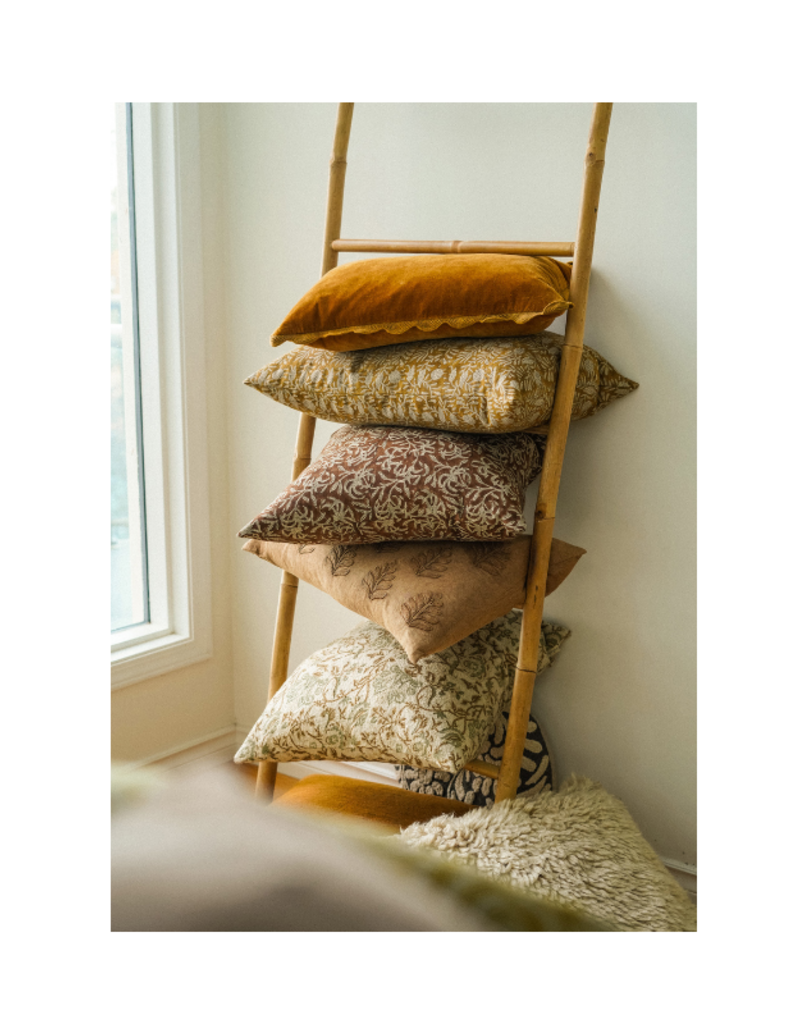 Indaba Trading Bronze Velvet Scallop Pillow 12"x12"