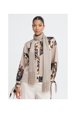 b.young Voet Scarf in Silver by b.young