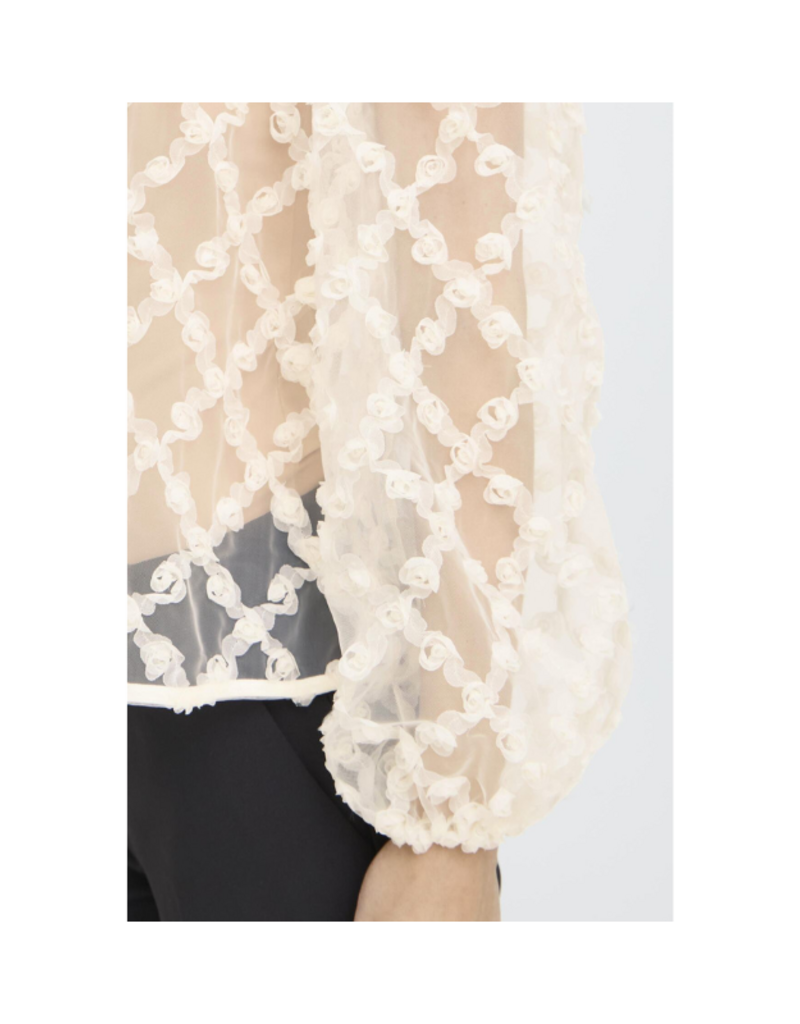 ICHI Elki Long Sleeve in Almond Milk by ICHI