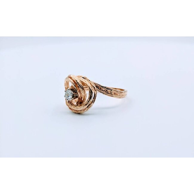 Ring Diamond Swirl Textured 14K SZ 8  218120042