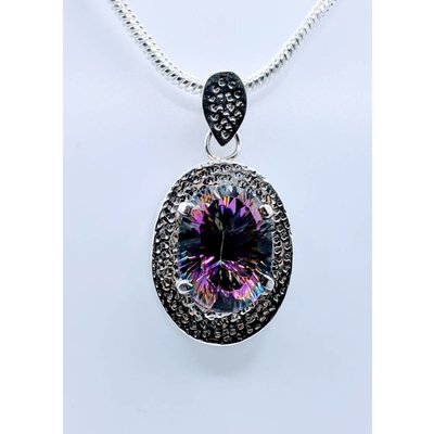 Pendant Mystic Topaz Hammered SS 219020014 Pendant Mystic Topaz Hammered SS 219020014