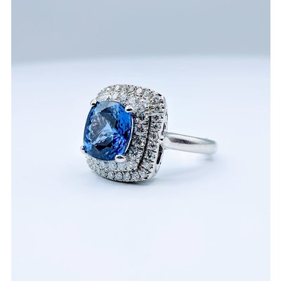 Ring Tanzanite and Diamond Platinum Sz6 219030052 Ring Tanzanite and Diamond Platinum Sz6 219030052