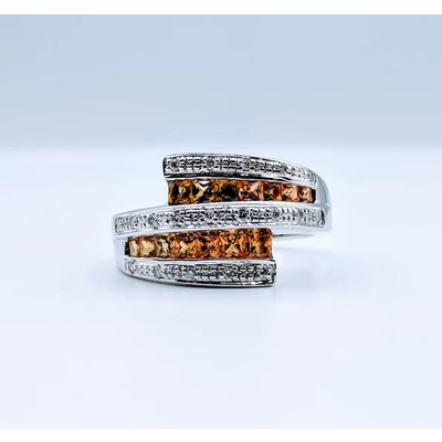 Ring Yellow Topaz and Diamond Sz 7 219040056 Ring Yellow Topaz and Diamond Sz 7 219040056