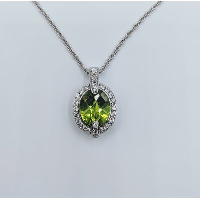 Pendant Peridot White Sapphire Silver 18" 219060076 Pendant Peridot White Sapphire Silver 18" 219060076