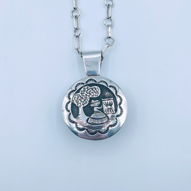 Pendant Navajo Story Teller w/22" Chain SS 219110087