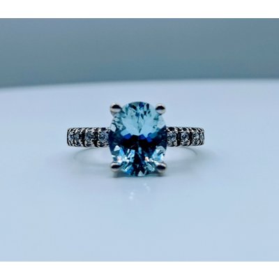 Ring 10x8mm Aquamarine & Diamond 14kw Sz7 119120002 Ring 10x8mm Aquamarine & Diamond 14kw Sz7 119120002