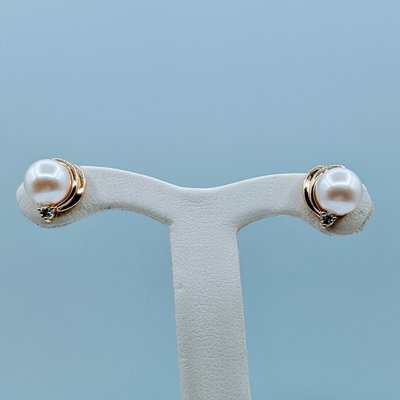 Earrings 6.5mm Pearl .04ctw Diamonds 14ky 2200300010 Earrings 6.5mm Pearl .04ctw Diamonds 14ky 2200300010
