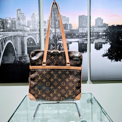 Louis Vuitton Sac Coussin Monogram Purse 120060020 Louis Vuitton Sac Coussin Monogram Purse 120060020