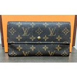  Handbag Louis Vuitton Long Wallet (Snap) 121080170