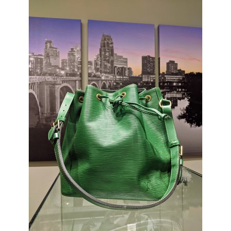 Handbag Louis Vuitton Noe Petite Epi Green M44104 122040018