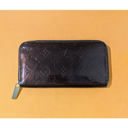 Handbag Louis Vuitton Zippy Wallet Amarante Vernis M93522 122040052