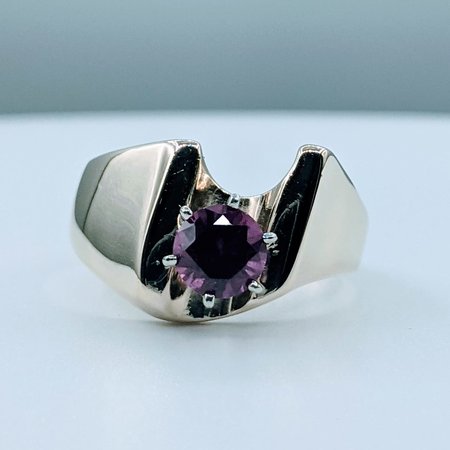 Ring 6mm Garnet 14ky Sz8.5 222080077